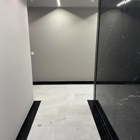 Luxury Marie With Garage Included Апартаменти *